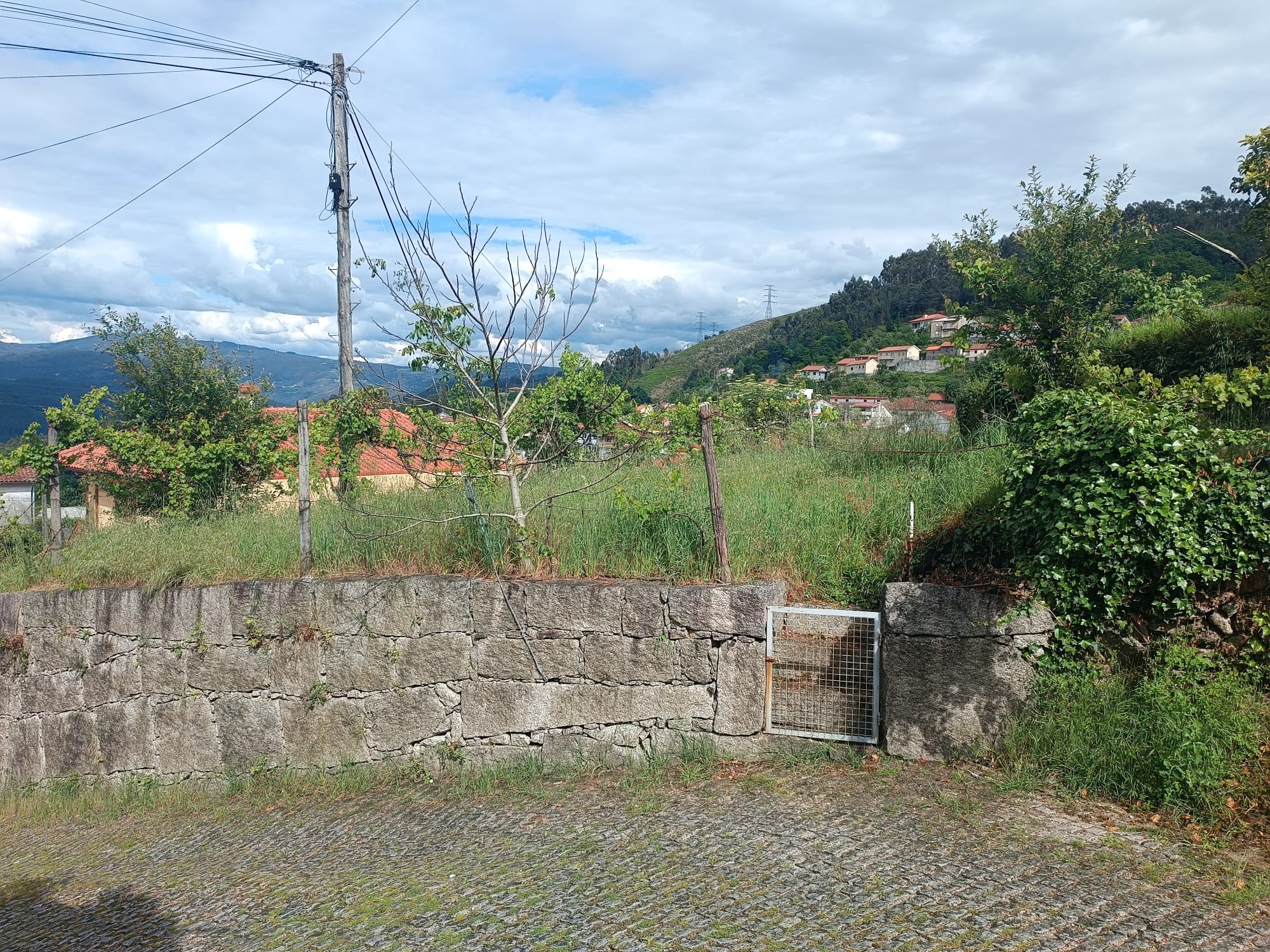 Terreno para construção em Salamonde - Geres