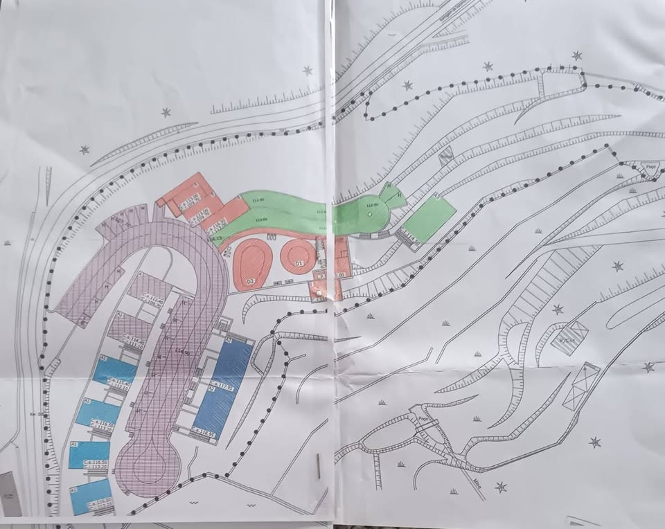 Terreno com 11.000m2 para construção - Aldeamento no Gerês aprovado