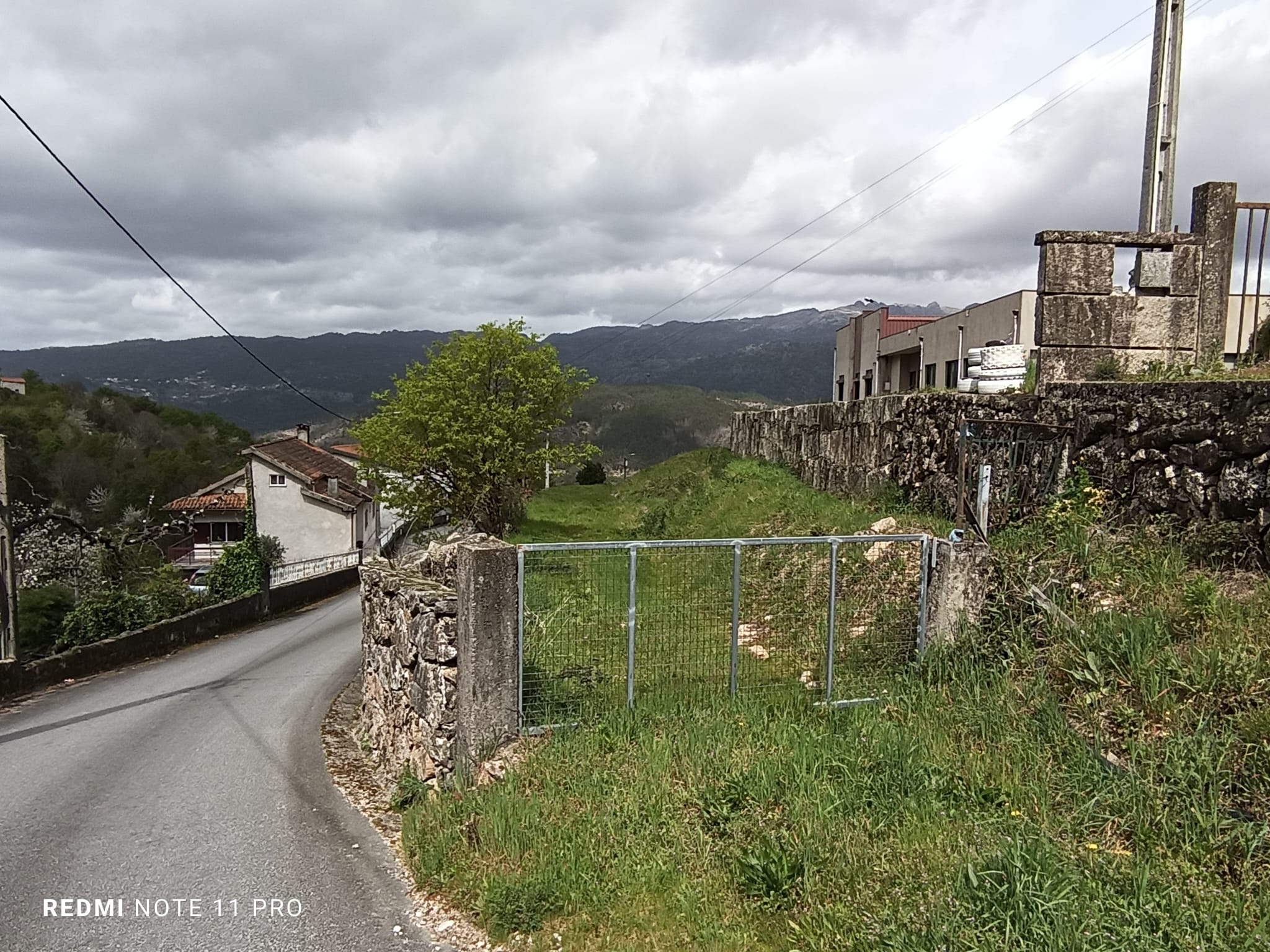 Terreno urbano para construçãp em Salamonde c/ 4.241m2